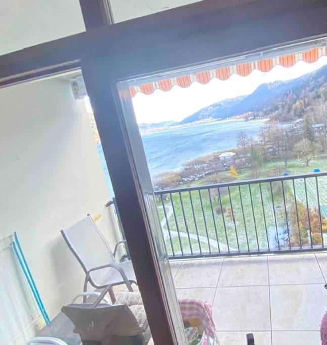 Appartement Mit Seeblick Am Ossiacher See Villach Exterior foto
